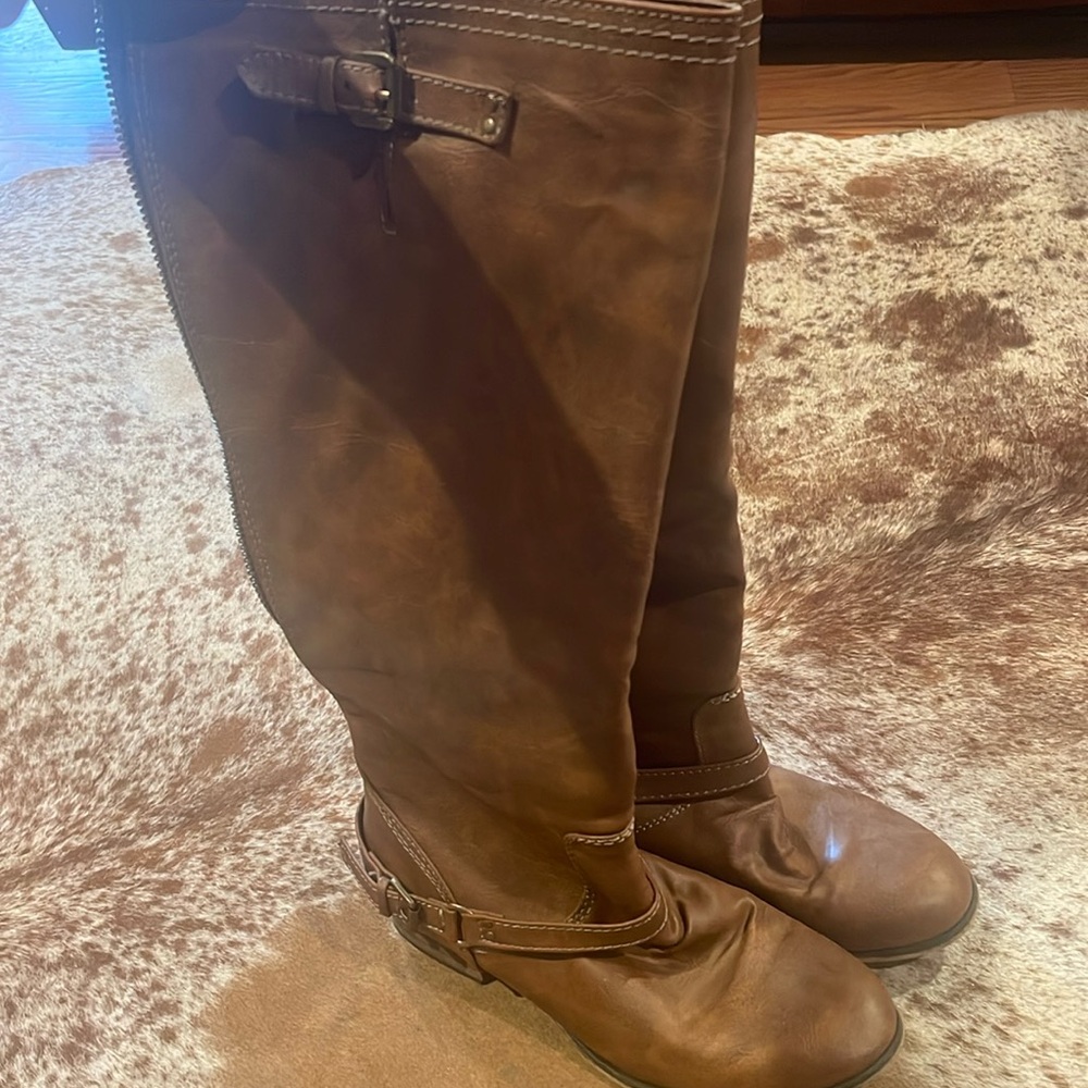 Tall zip up boots